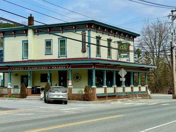$279,000 | 436 Mt View Loop, Rochester, VT 05767