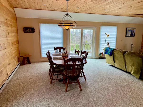 $279,000 | 436 Mt View Loop, Rochester, VT 05767