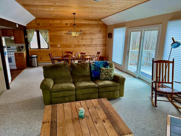 $279,000 | 436 Mt View Loop, Rochester, VT 05767