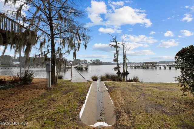 $509,000 | 5 Batts Hill Road, Unit 5, New Bern, NC 28562