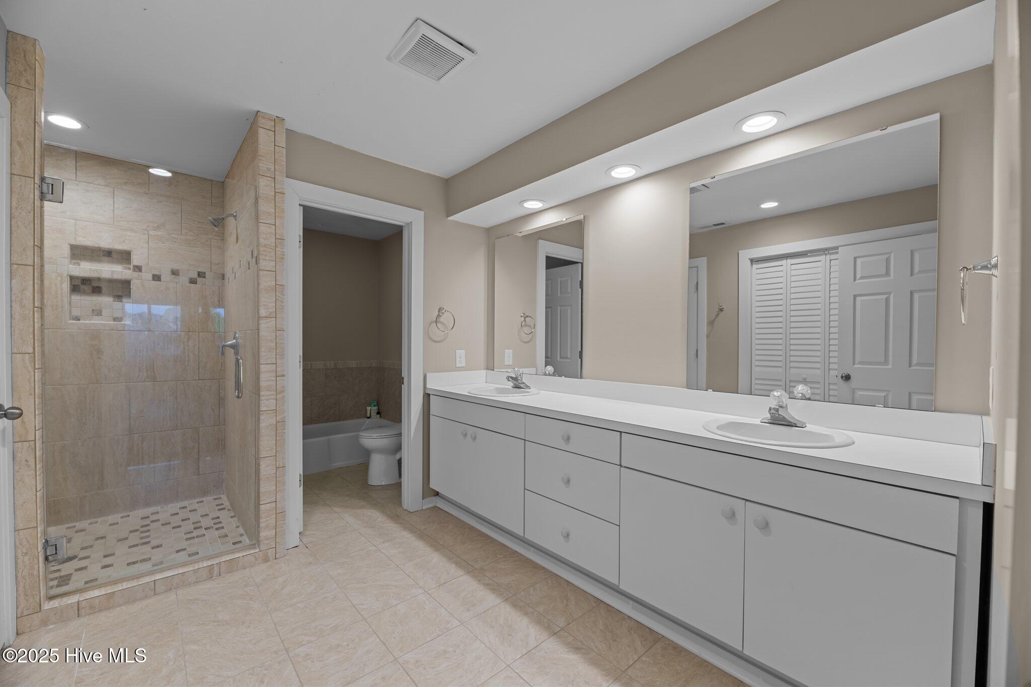 5 Batts Hill Road, Unit 5 New Bern, NC 28562 - Photo 5 of 47 18-web-or-mls-DSC_0441