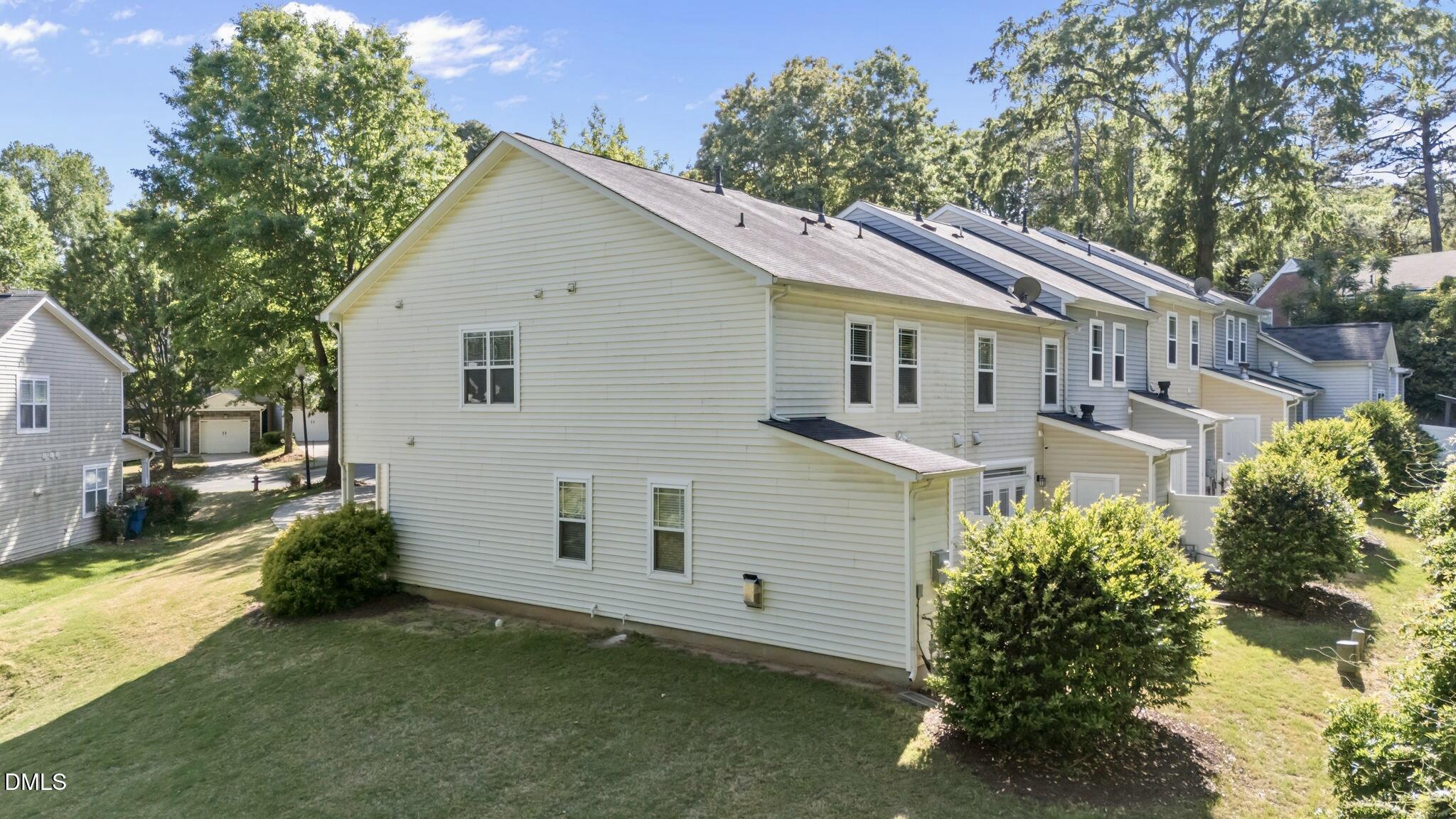 4724 Altha Street Raleigh, NC 27606 - Photo 7 of 43 5-web-or-mls