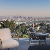 $2,795,000 | 2021 Davies Way, Los Angeles, CA 90046