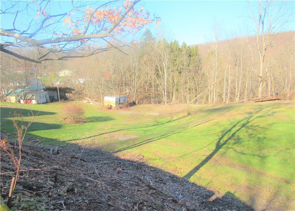 1460 Bakerstown Road Tarentum, PA 15084 - Photo 4 of 23