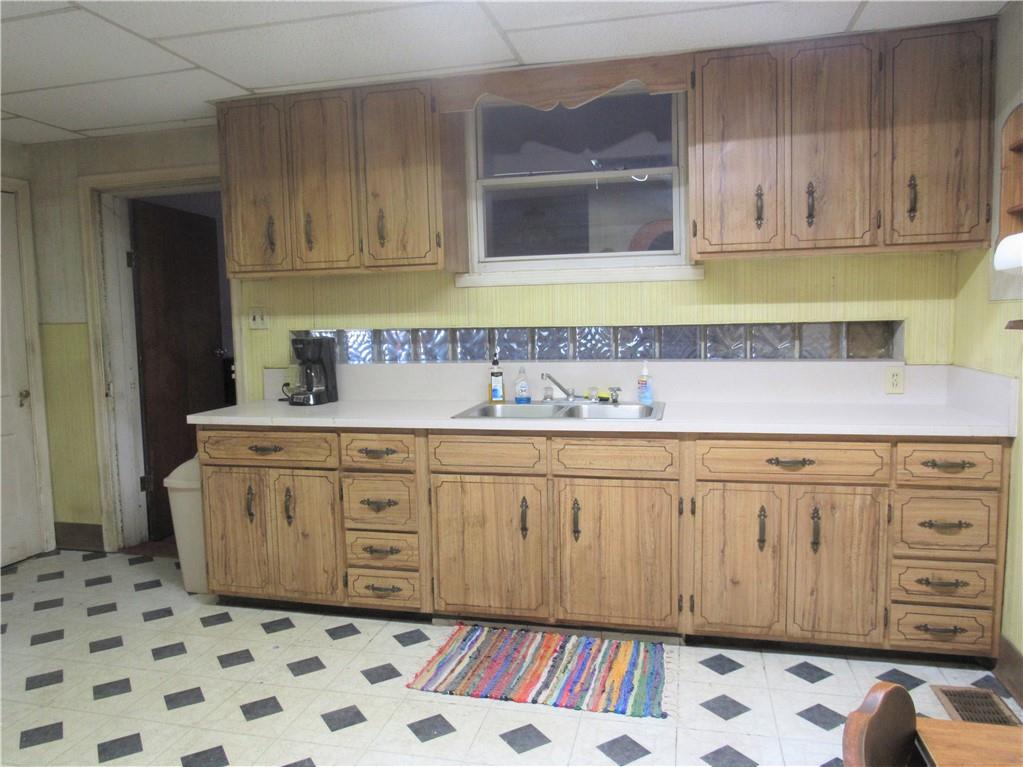 1460 Bakerstown Road Tarentum, PA 15084 - Photo 10 of 23