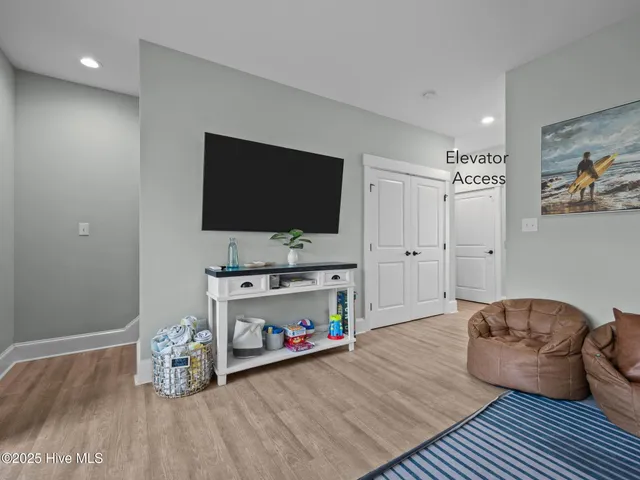 $850,000 | 9003 Village West Drive, Unit A, Emerald Isle, NC 28594