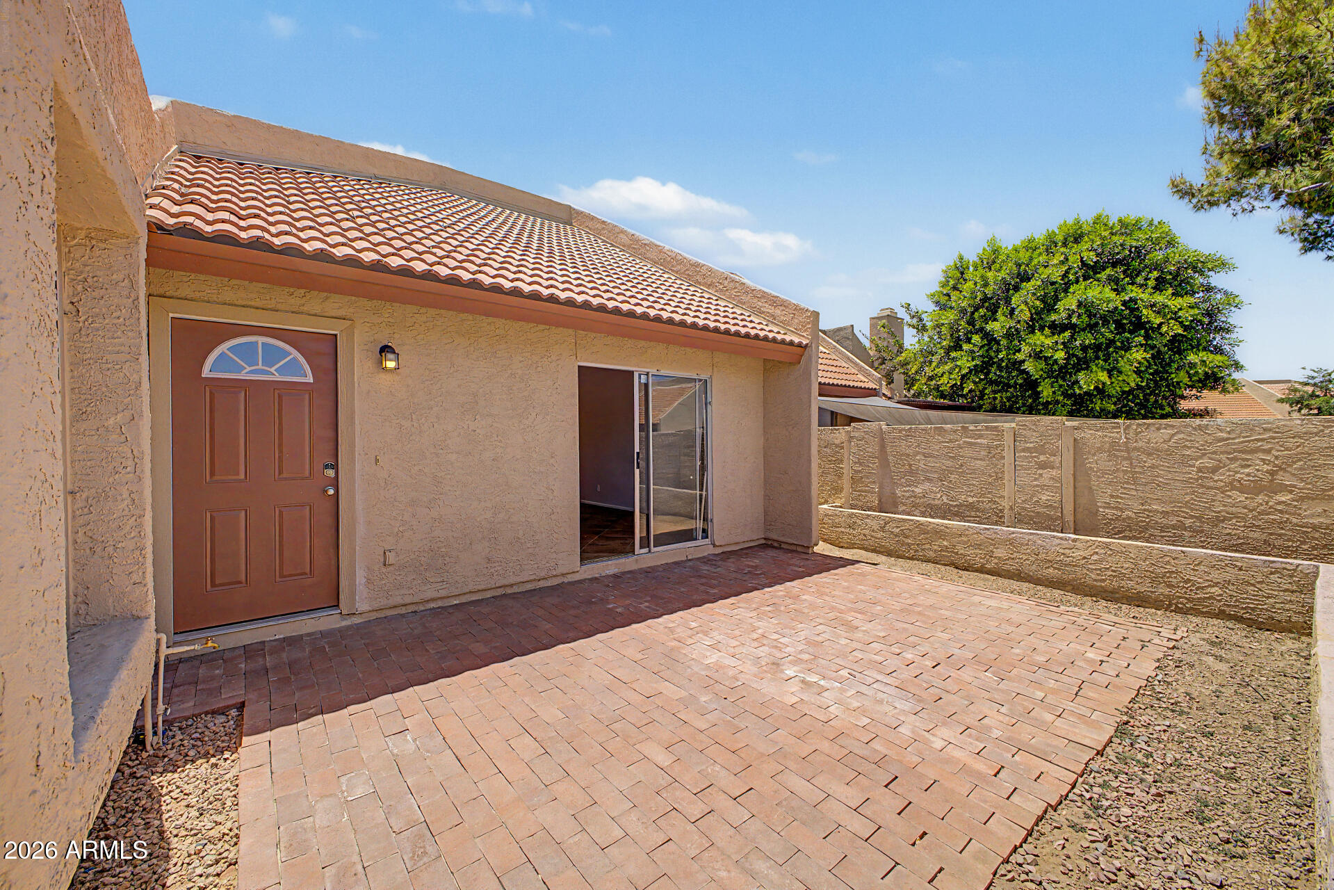 4122 West Calavar Road Phoenix, AZ 85053 - Photo 4 of 25