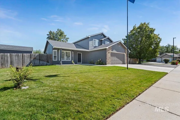 $440,000 | 1050 North Haven Cove Avenue, Meridian, ID 83642