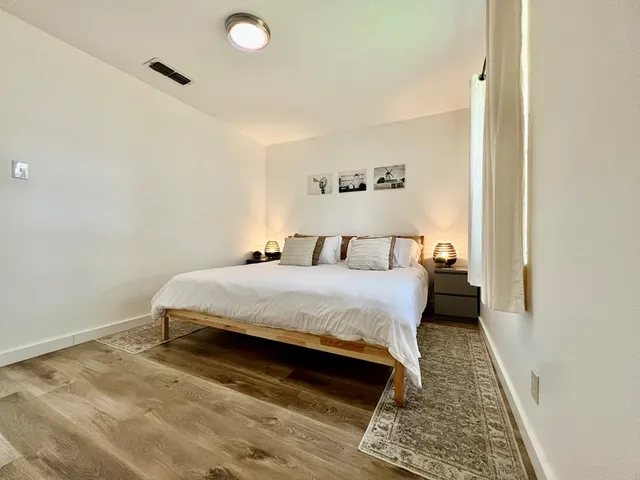 $599,000 | 902 East Hwy Street, Fredericksburg, TX 78624