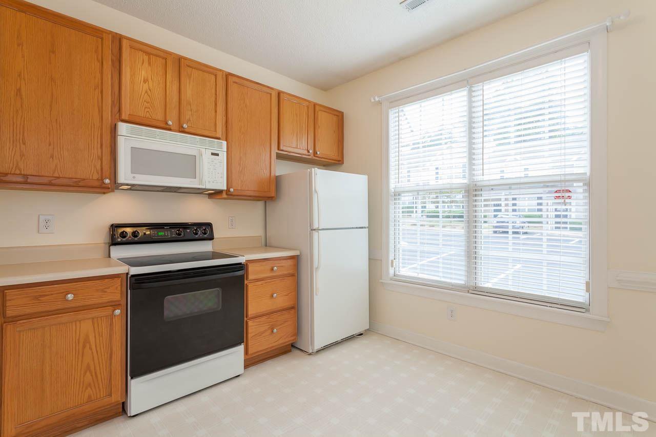 7309 Bonnie Ridge Court Raleigh, NC 27615 - Photo 6 of 21