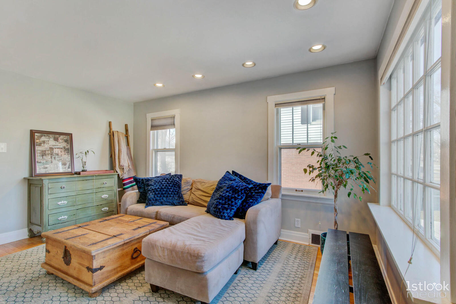 1112 Potter Road Park Ridge, IL 60068 - Photo 2 of 26