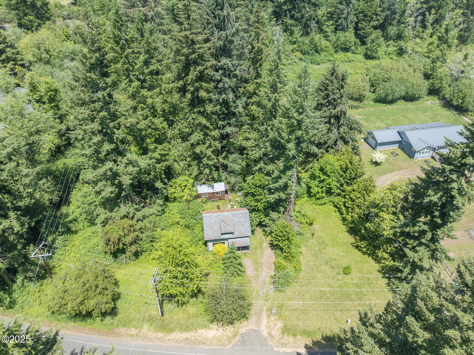 621 Logsden Road Siletz, OR 97380 - Photo 3 of 18 -07