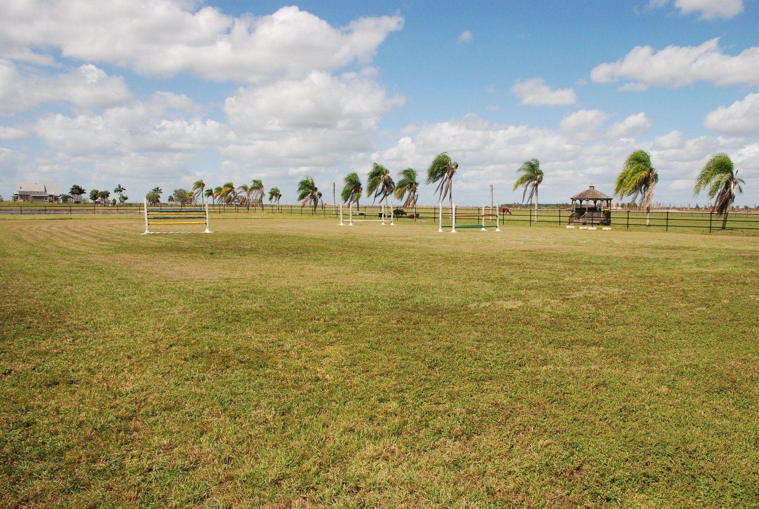 3715 Flying Cow Ranch Road Wellington, FL 33470 - Photo 13 of 33