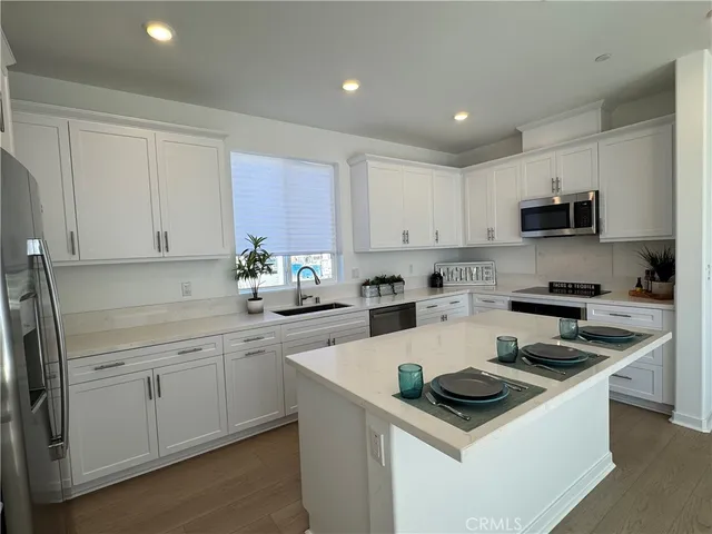 $3,200 | 31379 Lolite Drive, Winchester, CA 92596