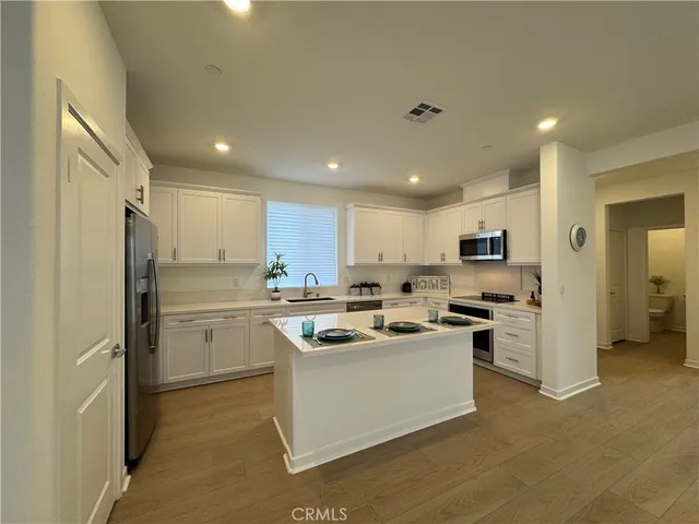 $3,200 | 31379 Lolite Drive, Winchester, CA 92596