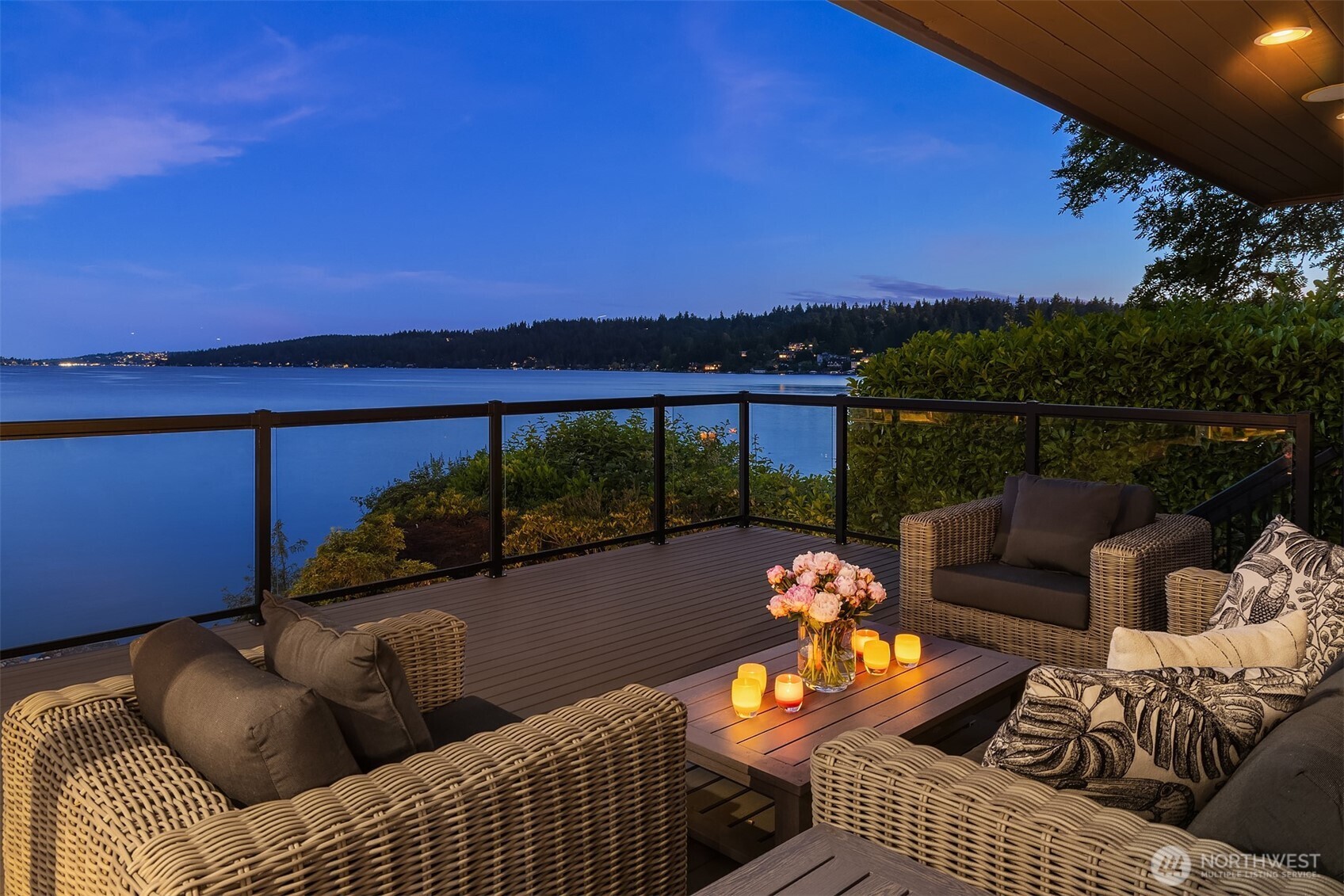 10929 Southeast Lake Road Bellevue, WA 98004 - Photo 37 of 40