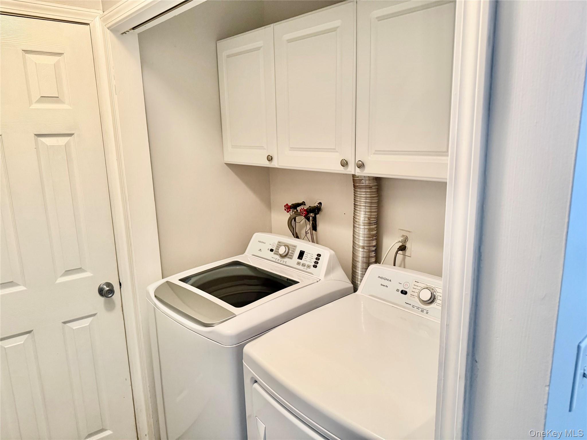 25 Pierces Road, Unit 28 Newburgh, NY 12550 - Photo 21 of 21 a utility room with dryer and washer