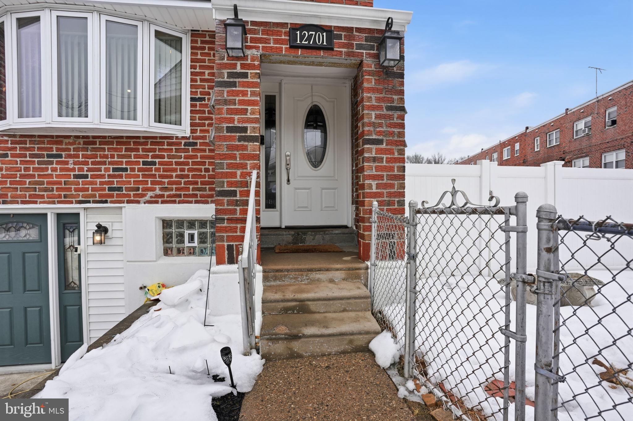 12701 Medford Road Philadelphia, PA 19154 - Photo 2 of 33 Gallery Image 2