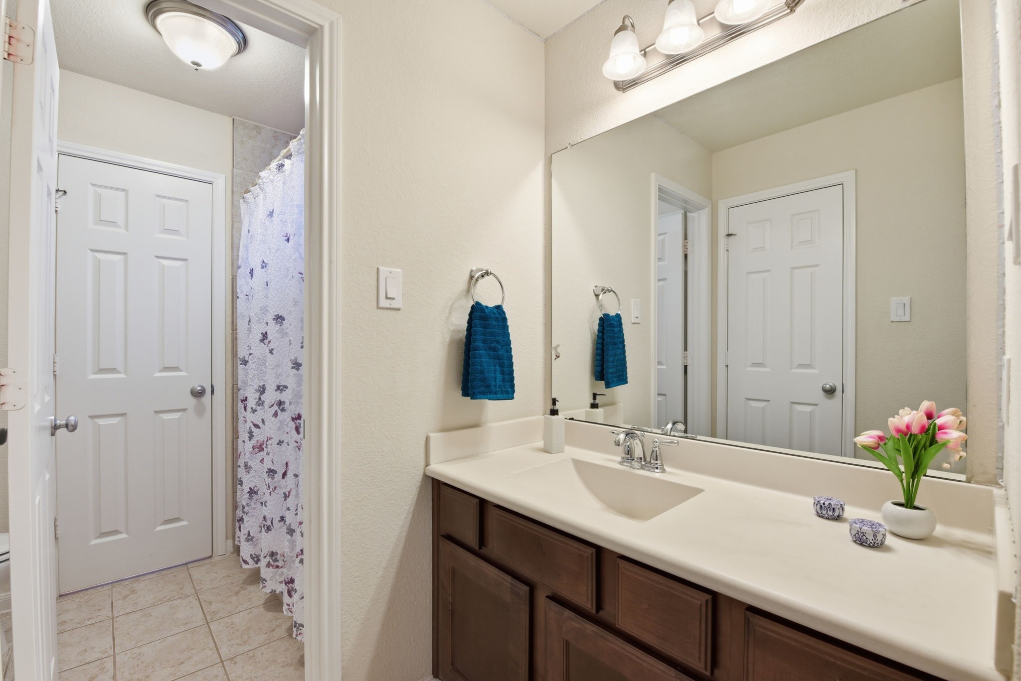 3301 Remington Rise Lane Katy, TX 77494 - Photo 38 of 50 Bathroom number three.