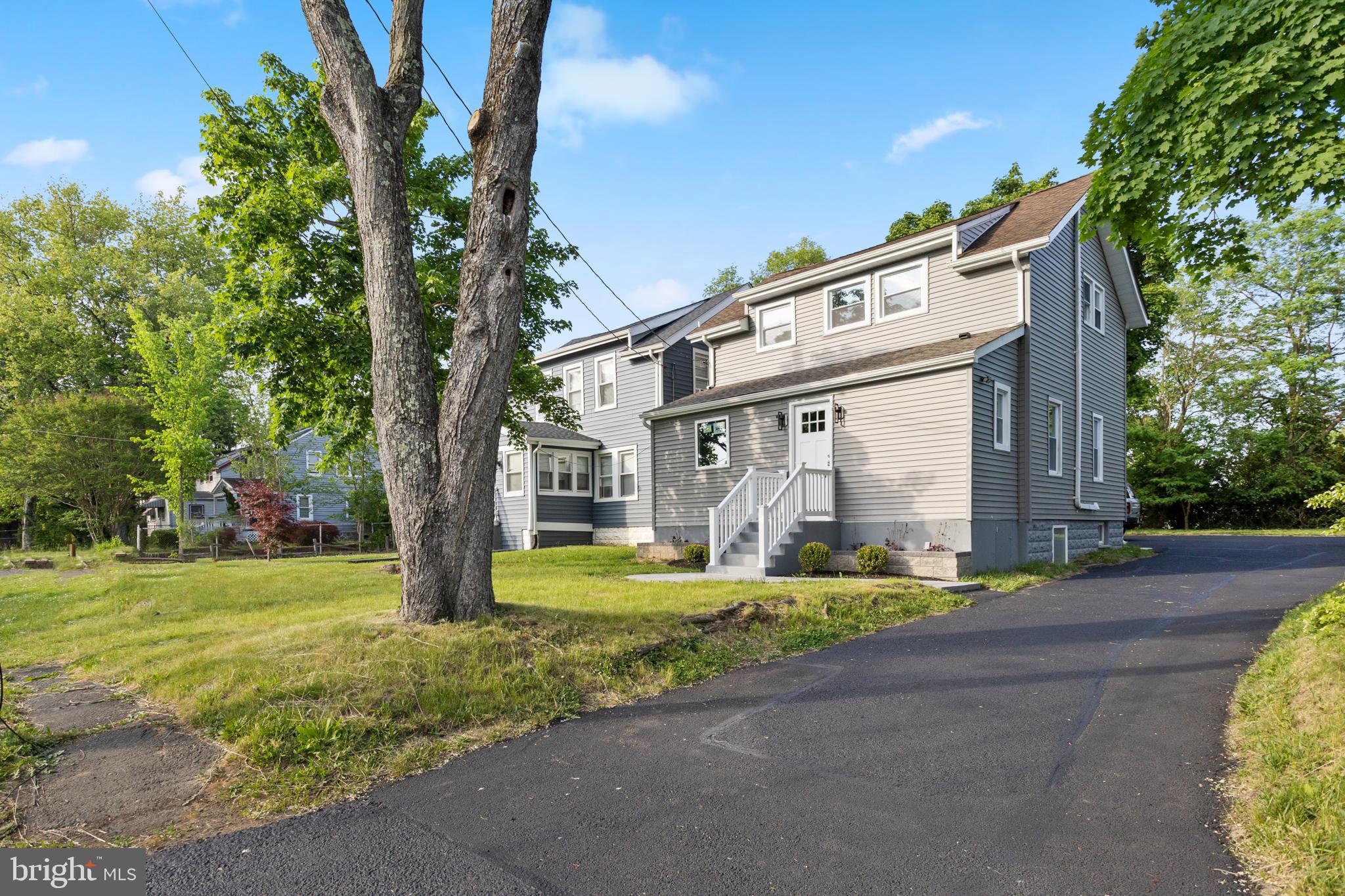 256 Ewingville Road Ewing, NJ 08638 - Photo 4 of 38