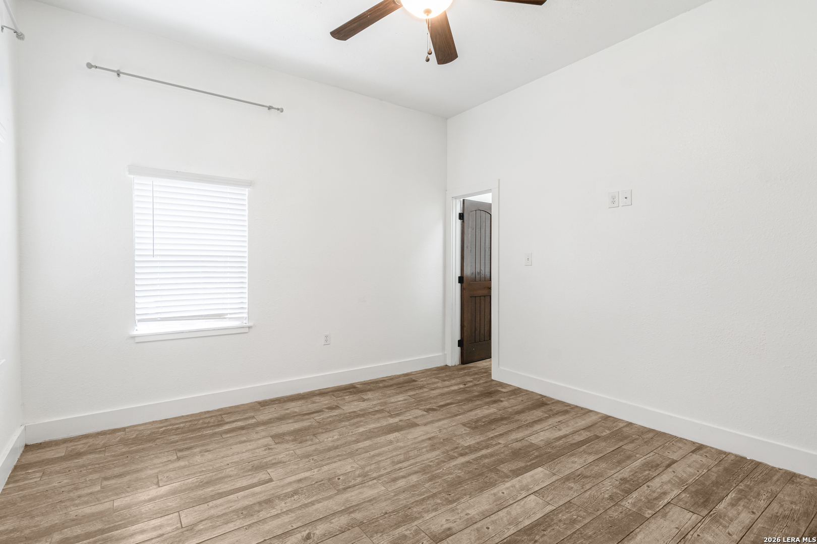 21875 Scenic Loop Road Helotes, TX 78023 - Photo 12 of 20 Gallery Image 12
