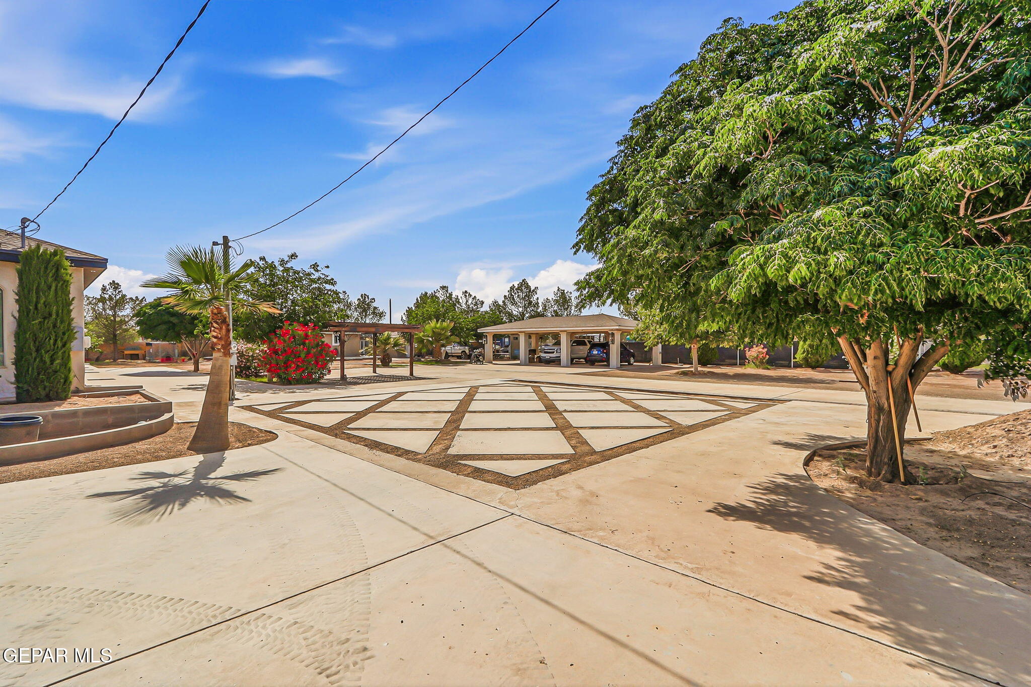 11670 Flor Del Rio Street Socorro, TX 79927 - Photo 55 of 68 29-web-or-mls-IMG_7533