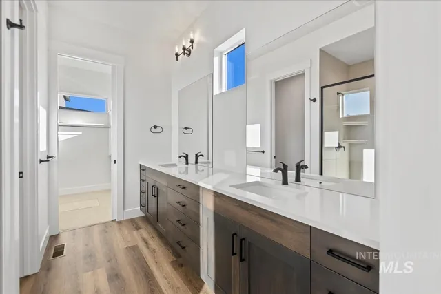 $499,880 | 728 South Calhoun Lane, Star, ID 83669