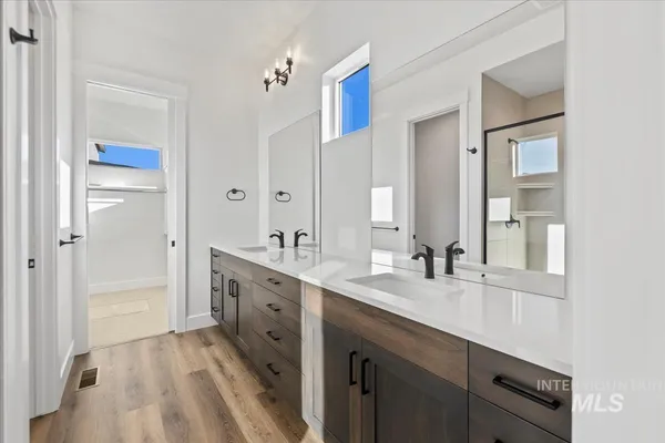 $496,880 | 728 South Calhoun Lane, Star, ID 83669