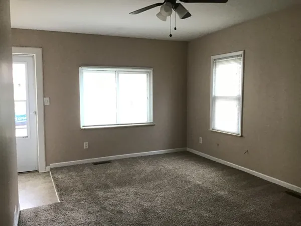 $105,000 | 7551 Hudson Avenue, Warren, MI 48091