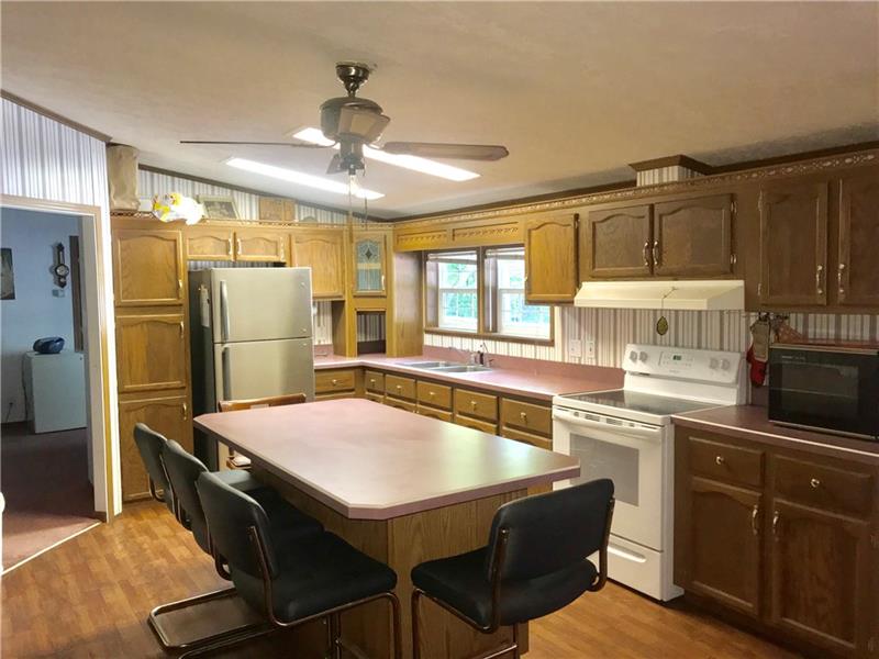 239 Parnell Road Confluence, PA 15424 - Photo 8 of 22