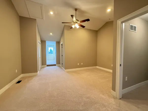 $3,200 | 2564 West Towne Street, Ann Arbor, MI 48103