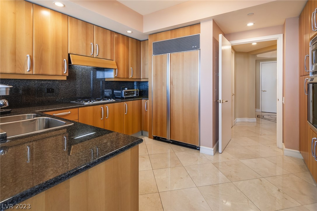 2747 Paradise Road, Unit 1403 Las Vegas, NV 89109 - Photo 23 of 40