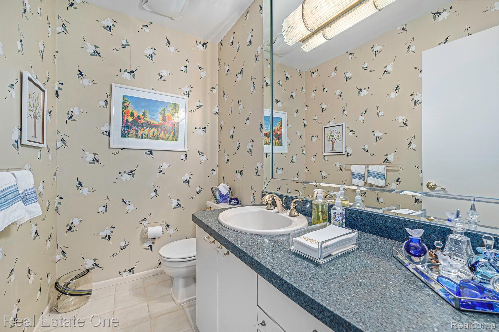 33840 York Ridge Street Farmington, MI 48331 - Photo 23 of 25 DSC06481.jpg