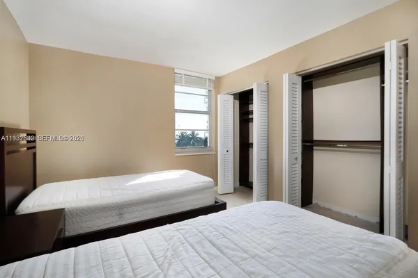 $520,000 | 145 Southeast 25th Road, Unit 502, Miami, FL 33129