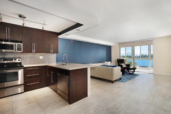 $520,000 | 145 Southeast 25th Road, Unit 502, Miami, FL 33129