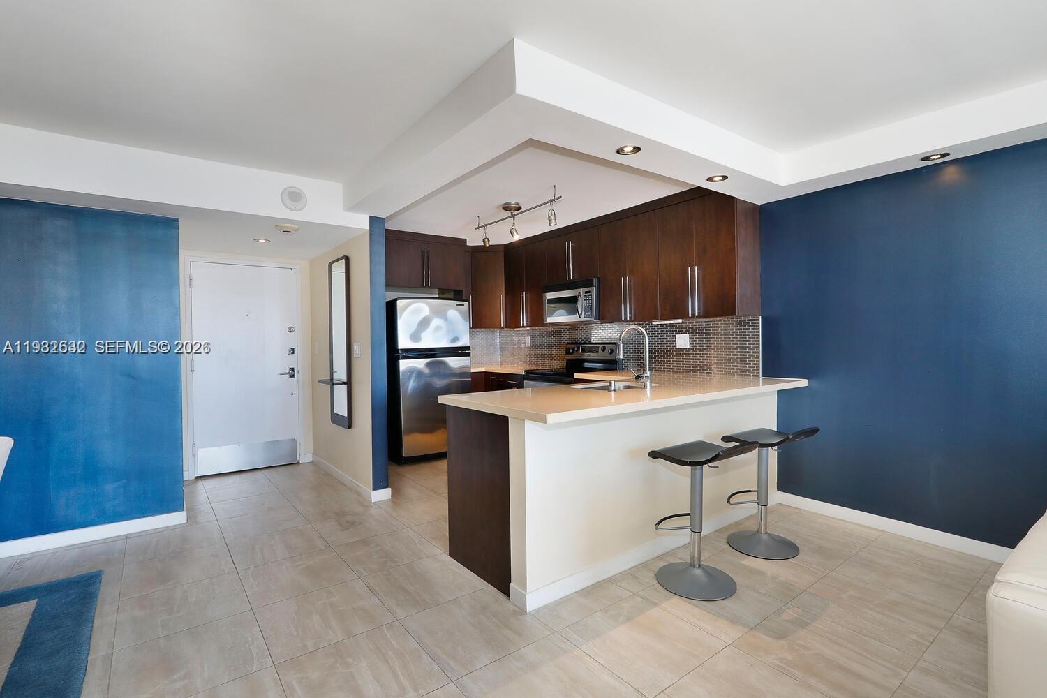 145 Southeast 25th Road, Unit 502 Miami, FL 33129 - Photo 7 of 25