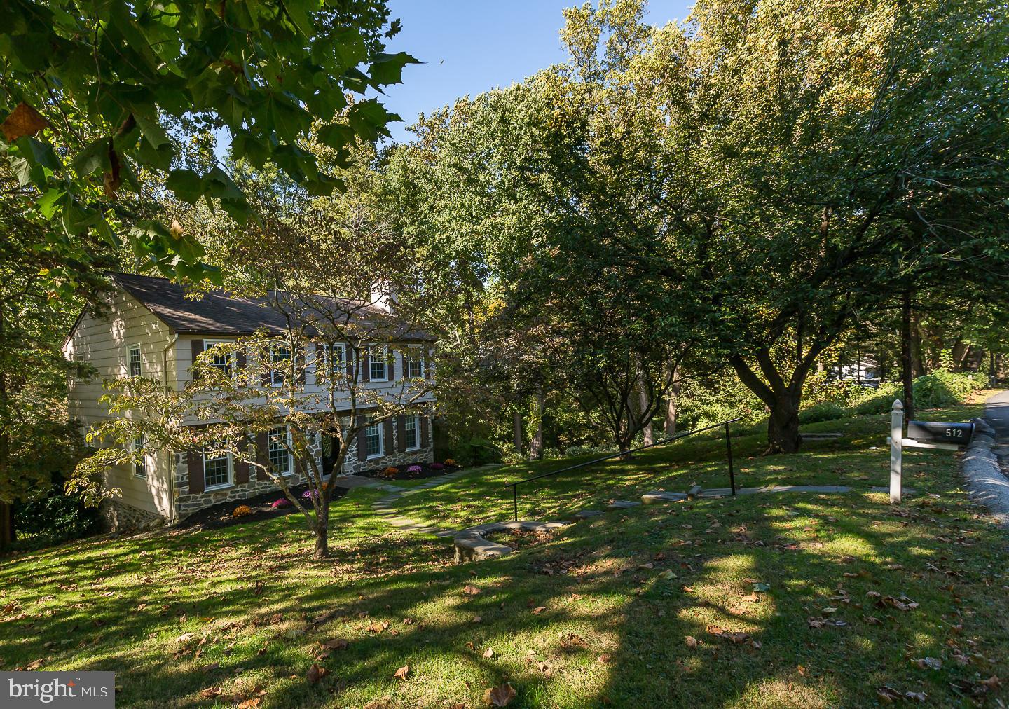 512 Ellis Road Havertown, PA 19083 - Photo 3 of 50