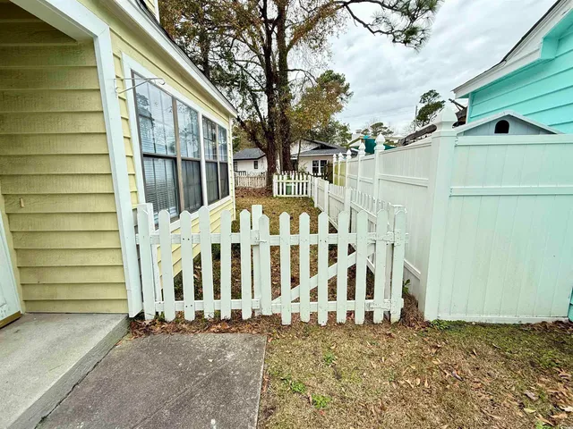 $1,750 | 911 Charles Street, North Myrtle Beach, SC 29582
