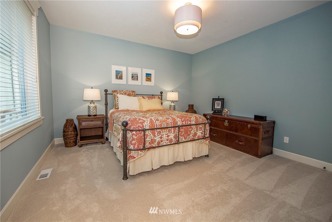 8511 Northeast 198th Street Bothell, WA 98011 - Photo 14 of 25