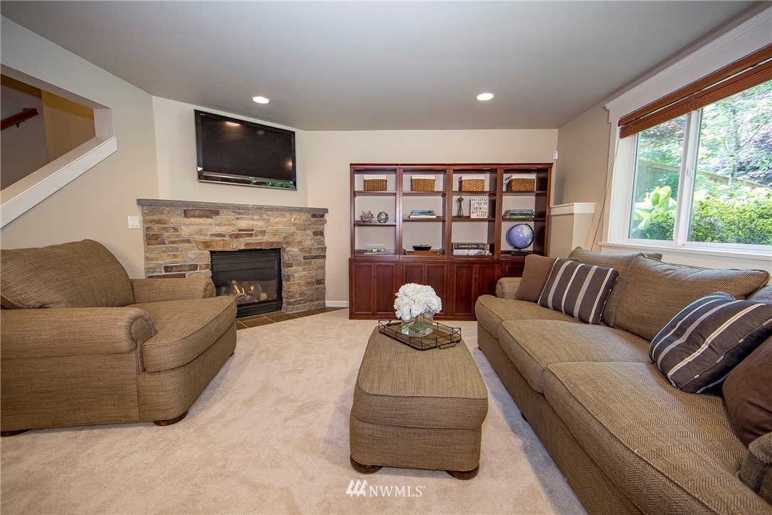 8511 Northeast 198th Street Bothell, WA 98011 - Photo 18 of 25