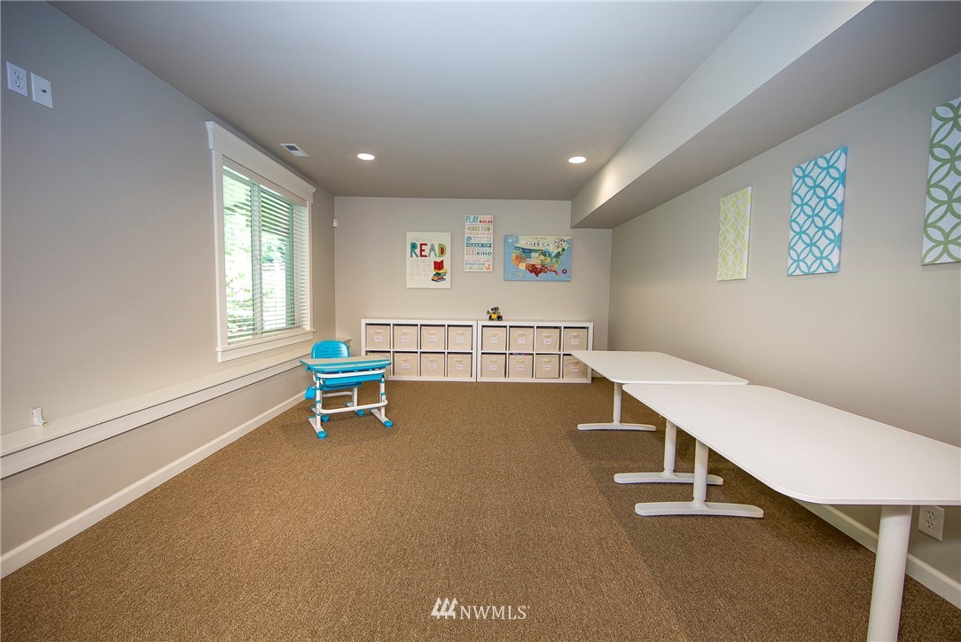 8511 Northeast 198th Street Bothell, WA 98011 - Photo 20 of 25