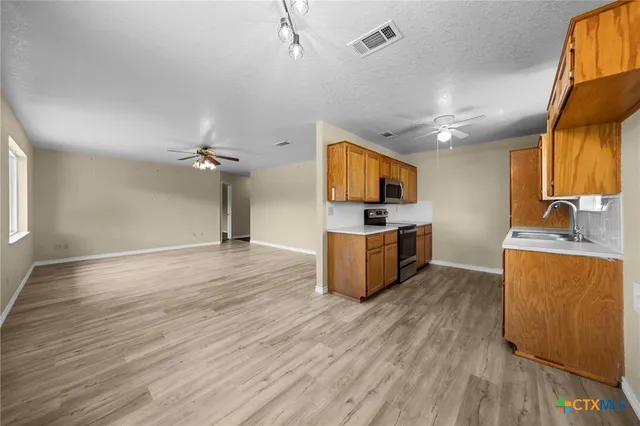 $254,900 | 1012 Cherokee Trail, Kempner, TX 76539