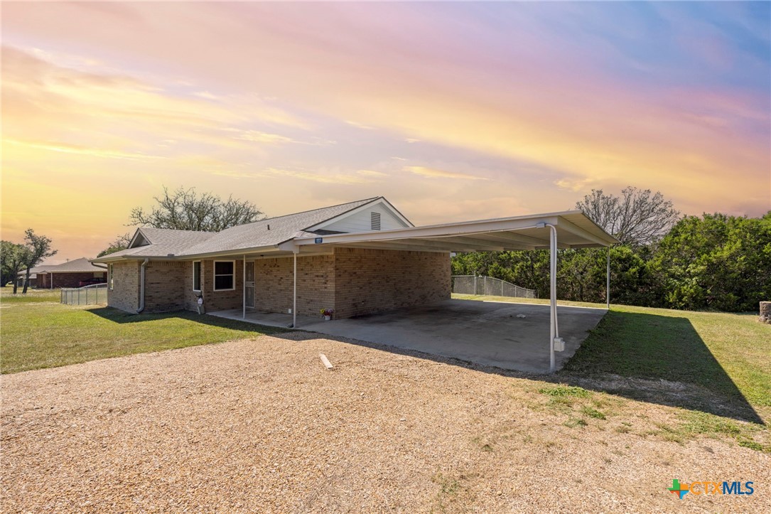 1012 Cherokee Trail Kempner, TX 76539 - Photo 2 of 27 a view of a house with a yard