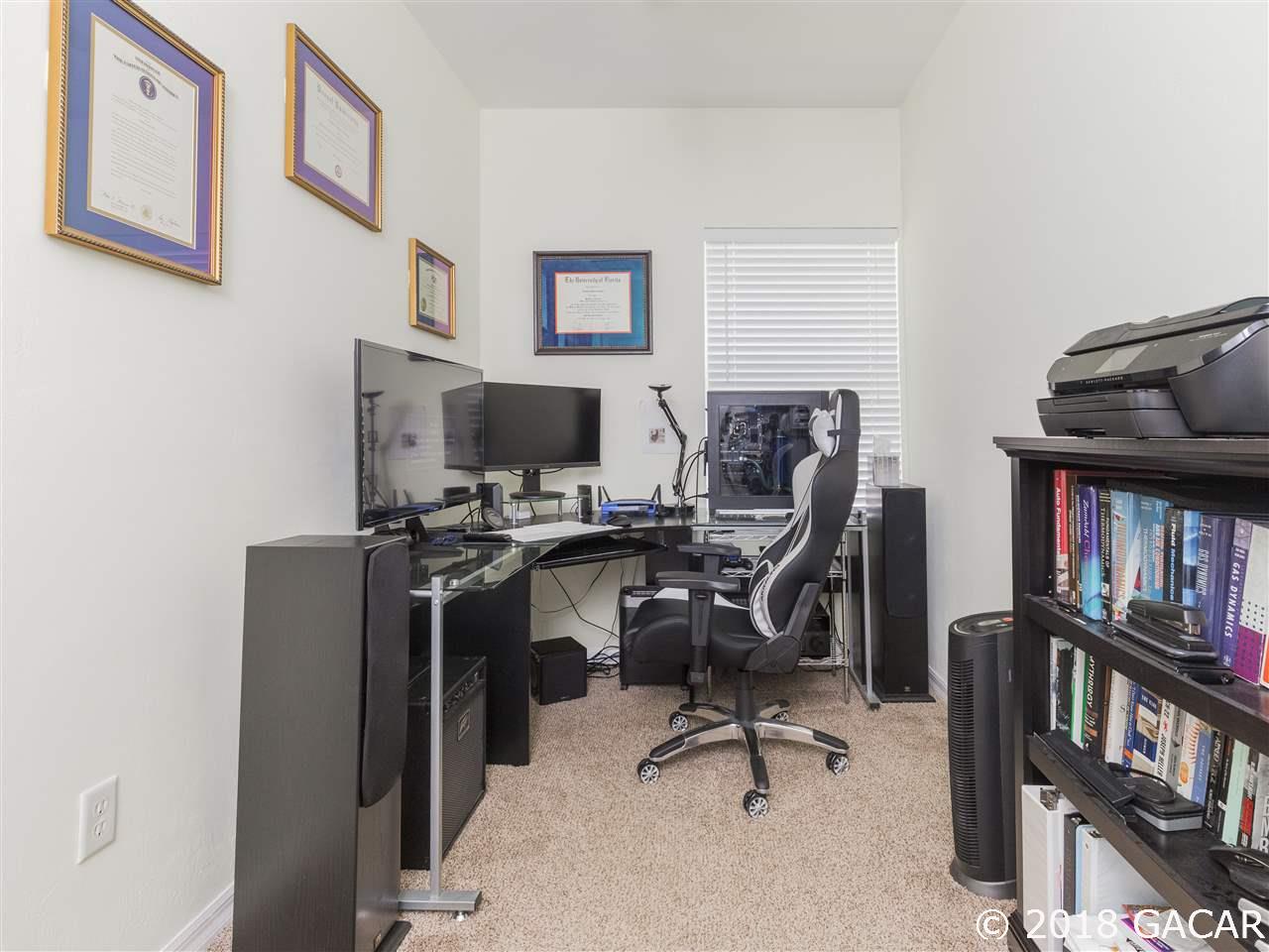 538 Northwest 39th Road, Unit 306 Gainesville, FL 32607 - Photo 9 of 18