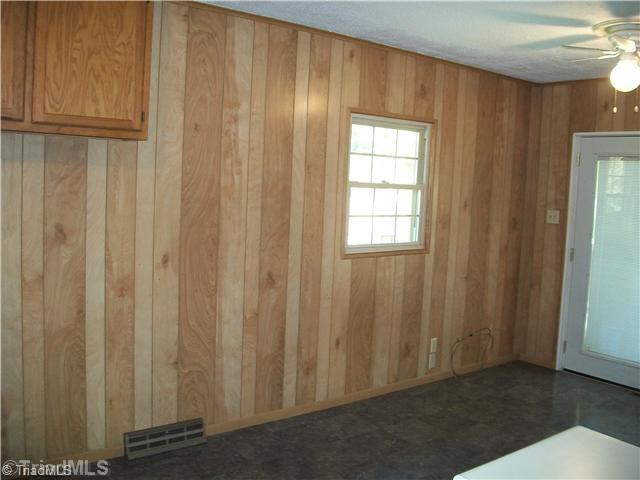 1203 East Springfield Road High Point, NC 27263 - Photo 4 of 9 Kitchen.