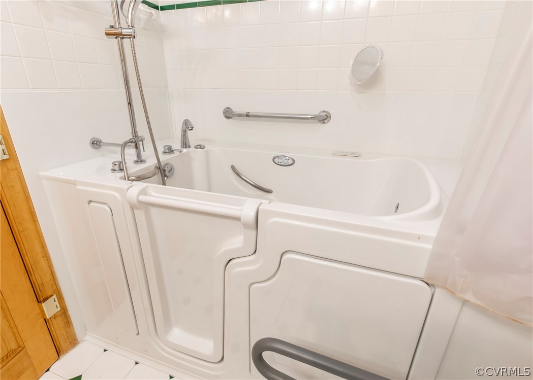 7561 Elko Road Sandston, VA 23150 - Photo 20 of 50 Gallery Image 20
