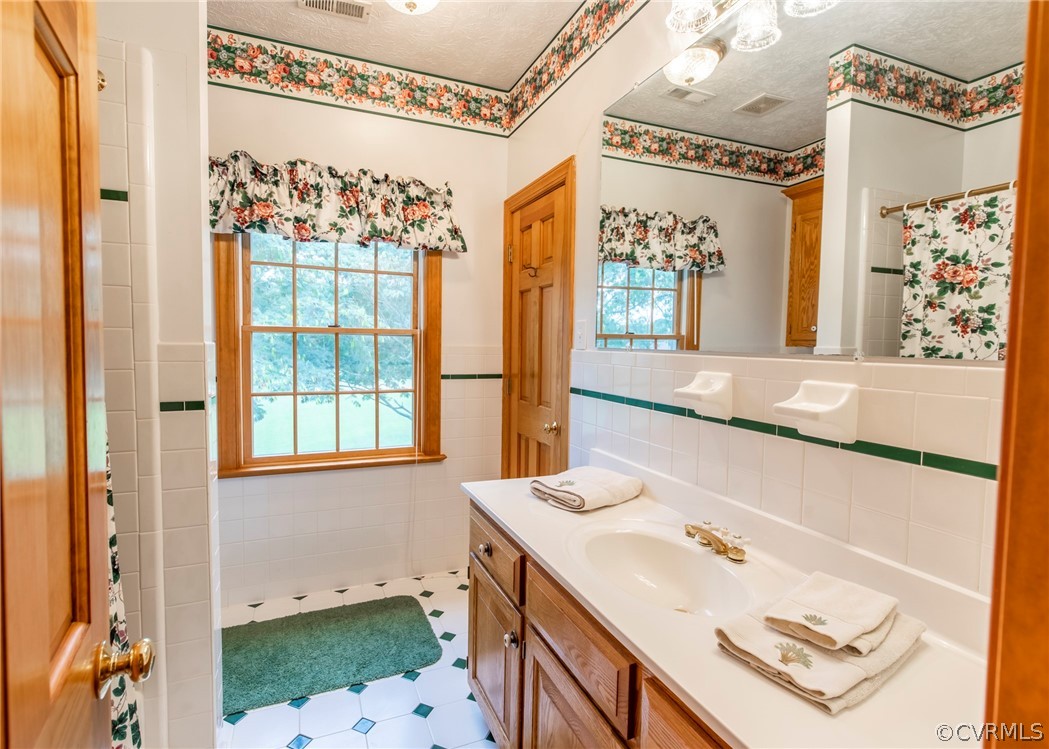 7561 Elko Road Sandston, VA 23150 - Photo 24 of 50 Gallery Image 24