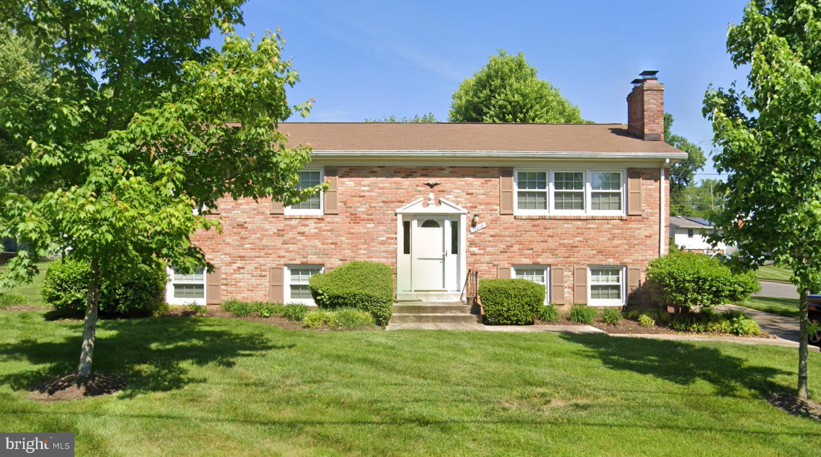 11218 Keystone Avenue Clinton, MD 20735 - Photo 2 of 53 a front view of a house with a yard