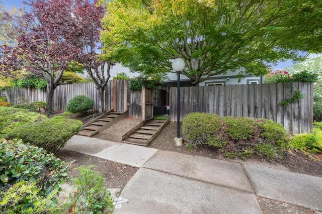 $919,000 | 211 Danielle Way, San Rafael, CA 94903