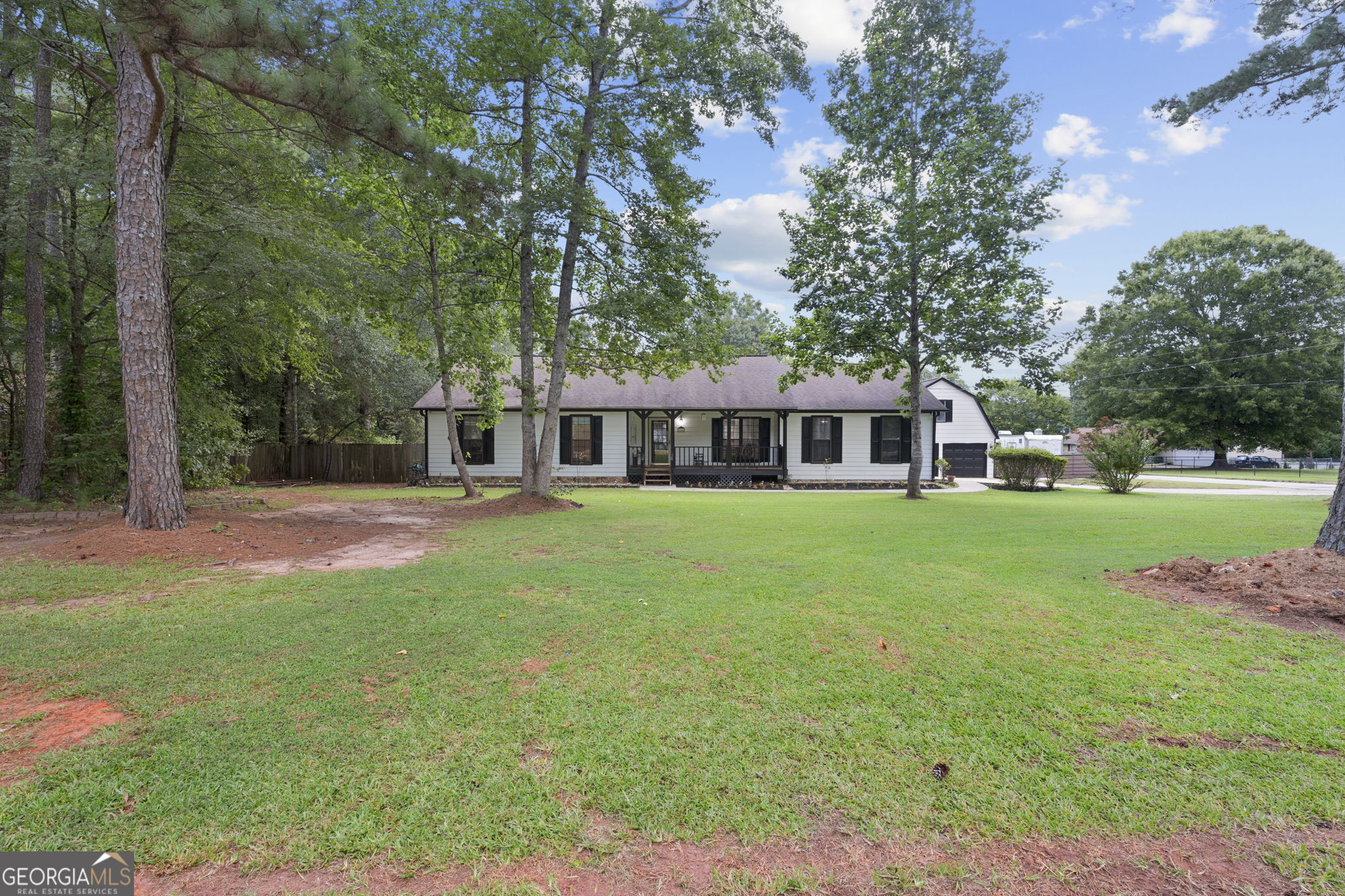 780 Flat Rock Road Stockbridge, GA 30281 - Photo 2 of 40